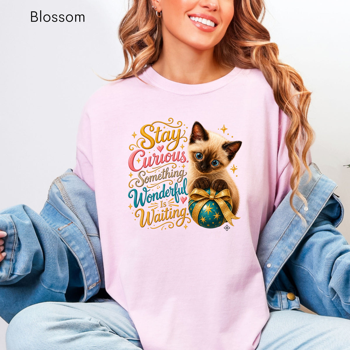 Stay Curious. Something Wonderful is Waiting. - Women's Comfort Colors Motivational Cat / Pet T-Shirt for Women - Inspirational Tee - Comfort Colors Shirt